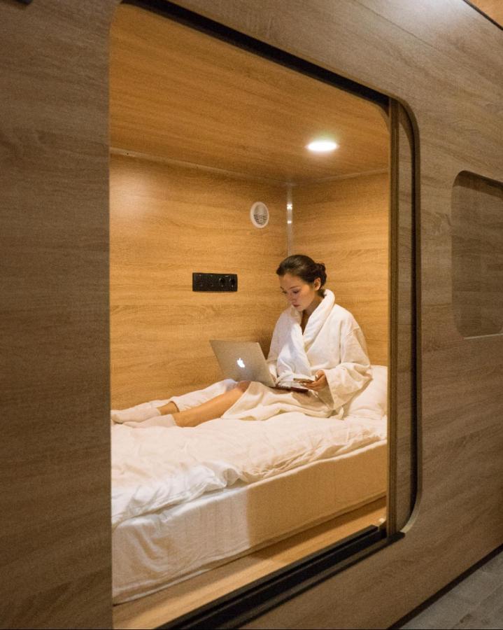 阿斯坦纳 Iq Coworking酒店 外观 照片