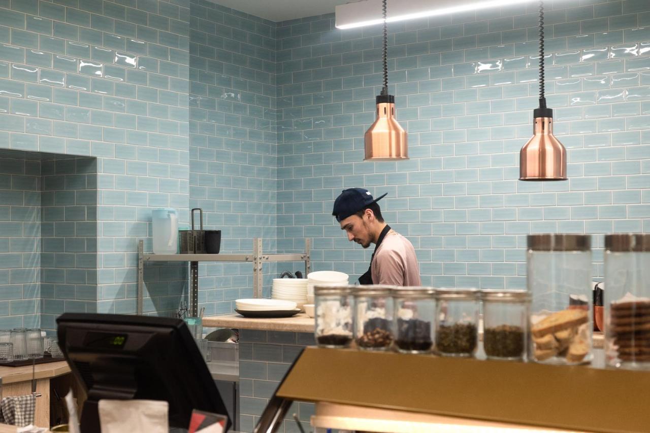 阿斯坦纳 Iq Coworking酒店 外观 照片